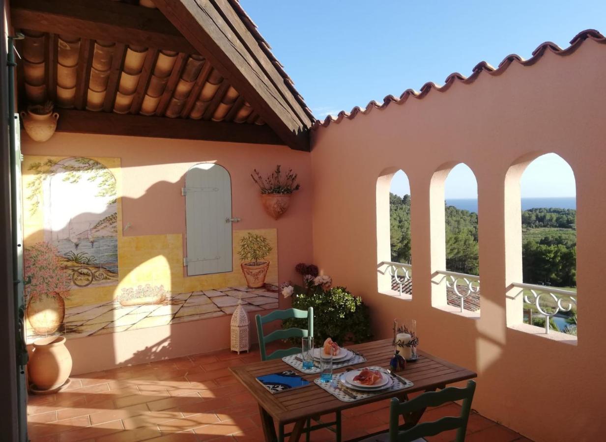 Hameau Des Amandiers - Vue Mer, Golf Et Vignes Apartment แซ็งต์-ซีร์-ซูร์-แมร์ ภายนอก รูปภาพ