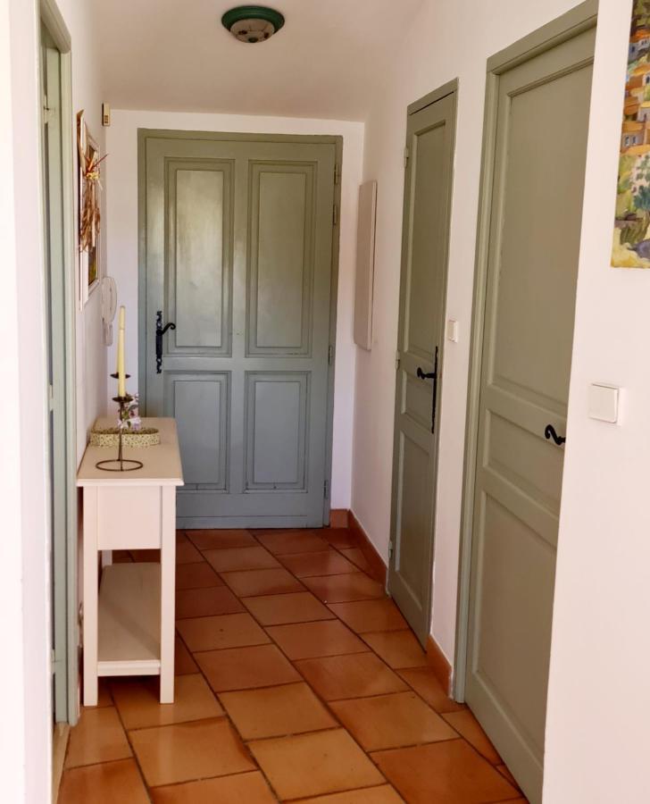 Hameau Des Amandiers - Vue Mer, Golf Et Vignes Apartment แซ็งต์-ซีร์-ซูร์-แมร์ ภายนอก รูปภาพ